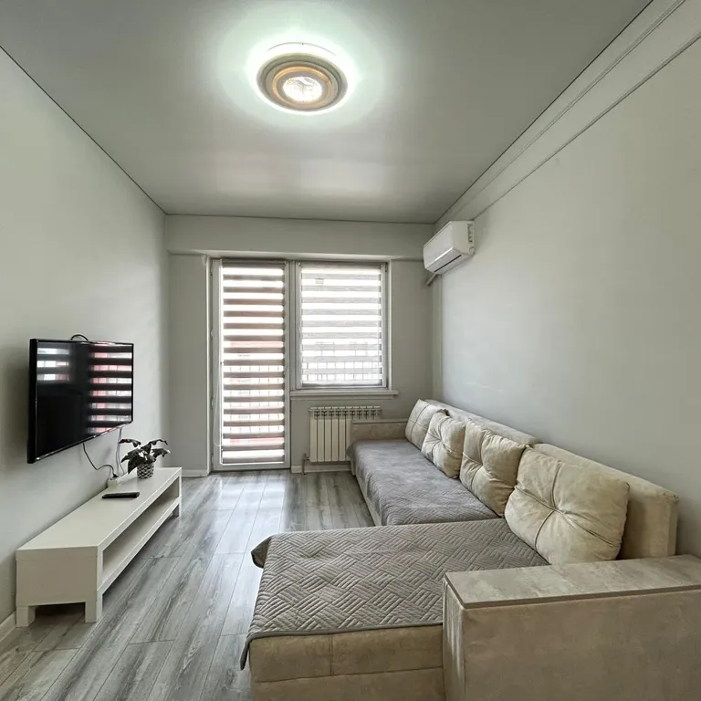 Элитная трехкомнатная квартира в ЖК 12 месяцев