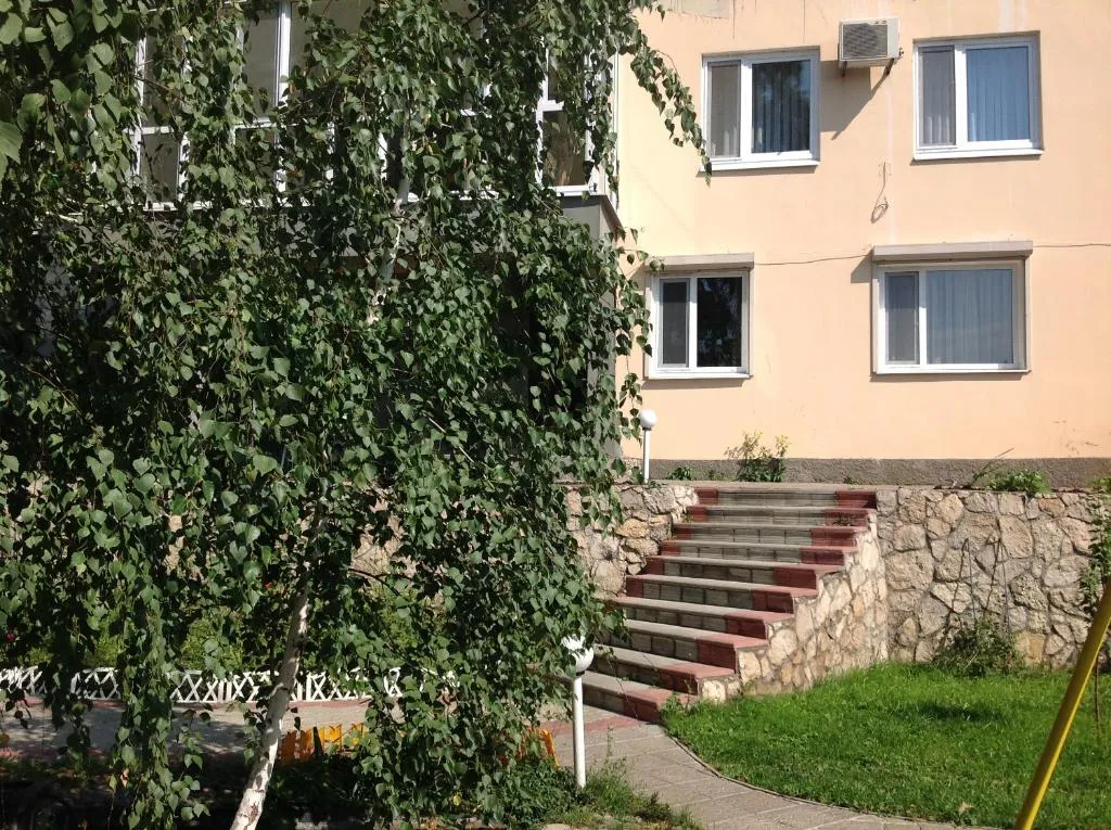 Гостевой дом прямо на берегу реки Волга - апартаменты на 1 этаже