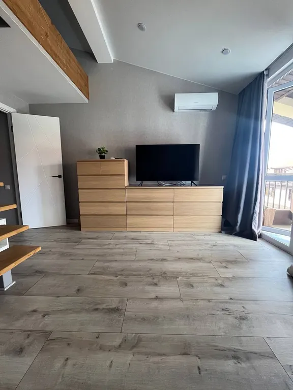 Коттедж Коттедж Таунхауз Тюльпановка — Головинка