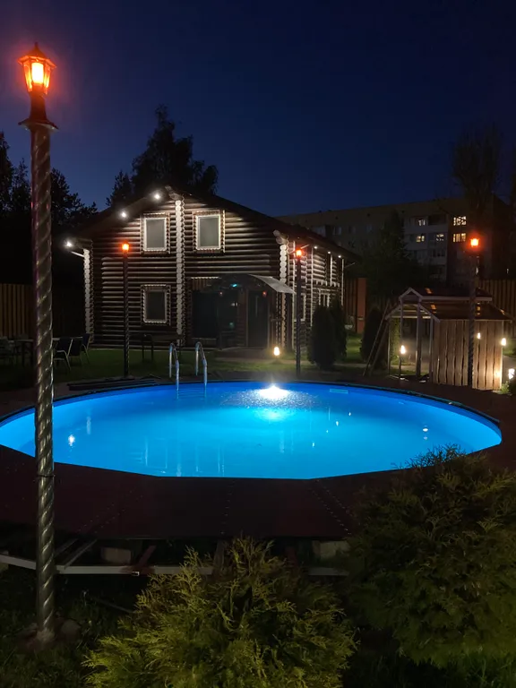 Коттедж Гостевой Дом на Запсковье с Бассейном — аренда посуточно в Псков