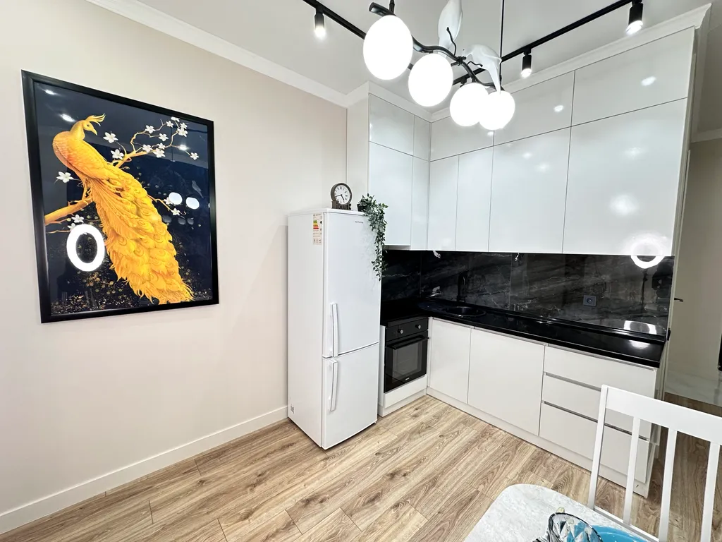 Евродвушка в ЖК Комфорт Сити с видом на горы, рядом с ТЦ MEGA