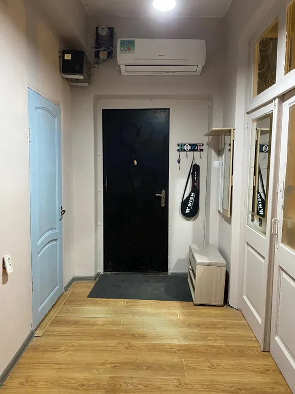 Квартира Квартира в 2 минутах ходьбы от моря, Ждём в гости — Сухум