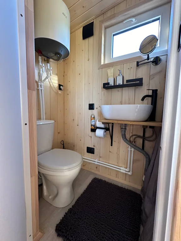 Дом около горьковского моря