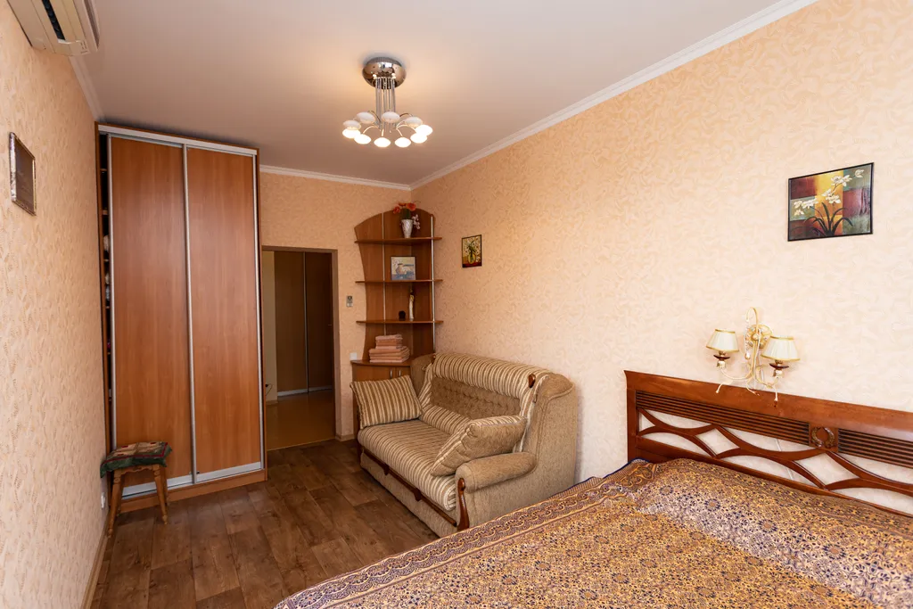 Стильная квартира с изолированными комнатами