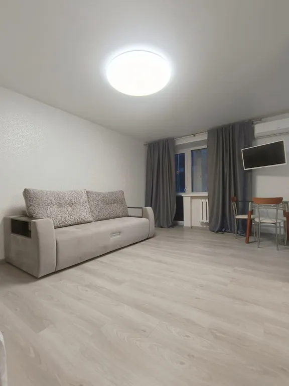 Квартира Студия в шаговой доступности от здания МВД — аренда посуточно в Ижевск