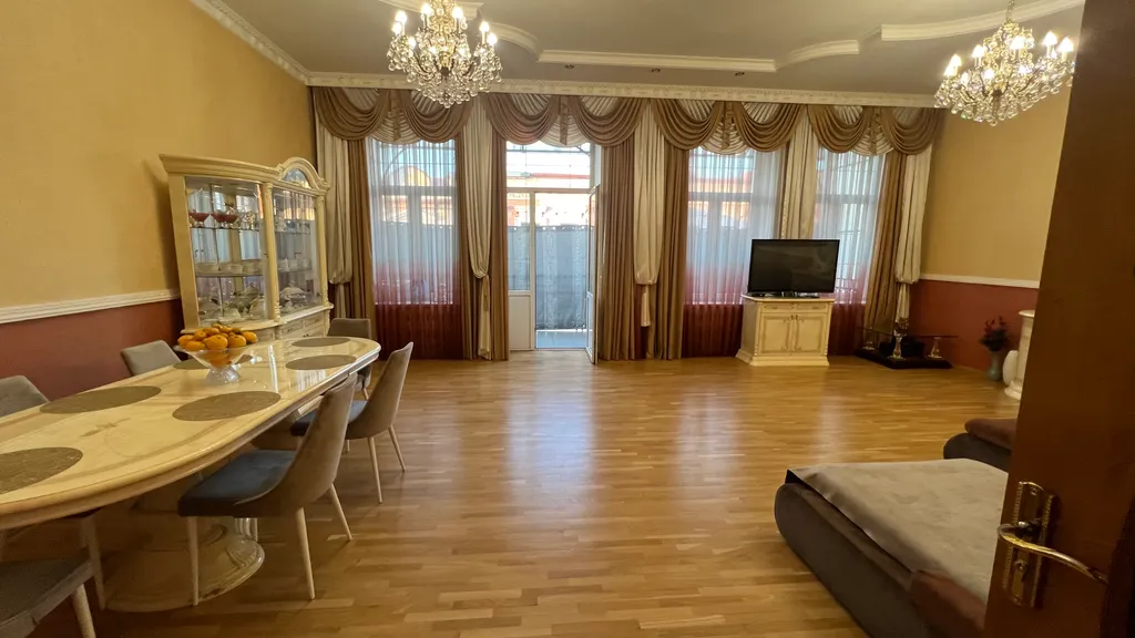 Двухэтажная квартира в самом центре города — аренда посуточно в Владикавказ