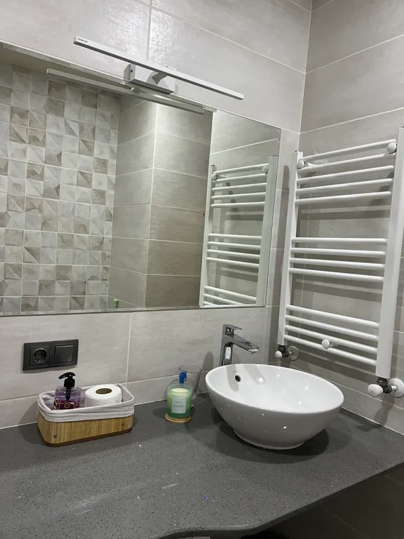 Уютная двухкомнатная квартира с потрясающим видом на море