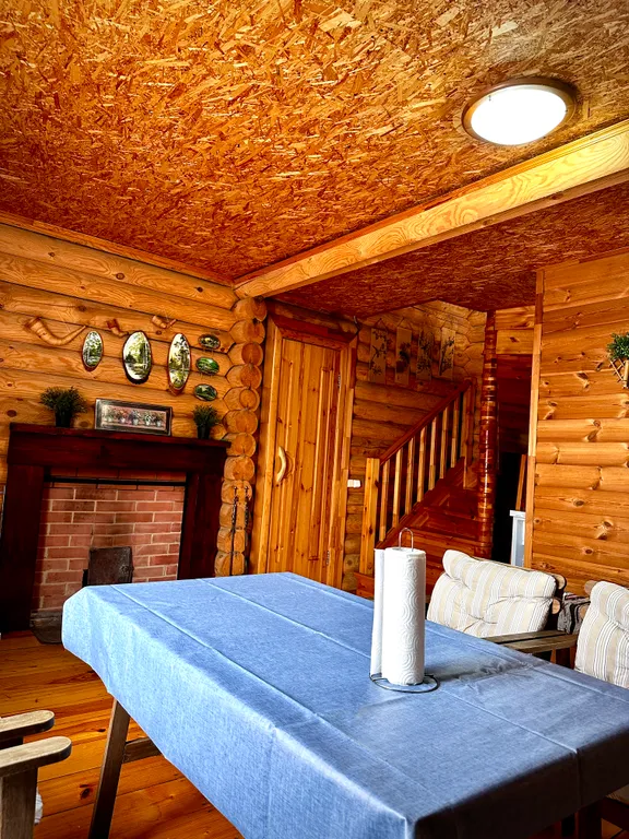 Коттедж Дом на берегу пруда — Бор