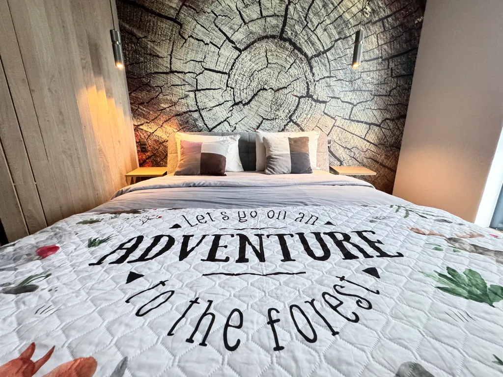 "Охта  Адвент" 53 м. "Лес" с камином у курорта