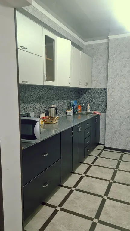 Квартира со свежим ремонтом рядом с морем