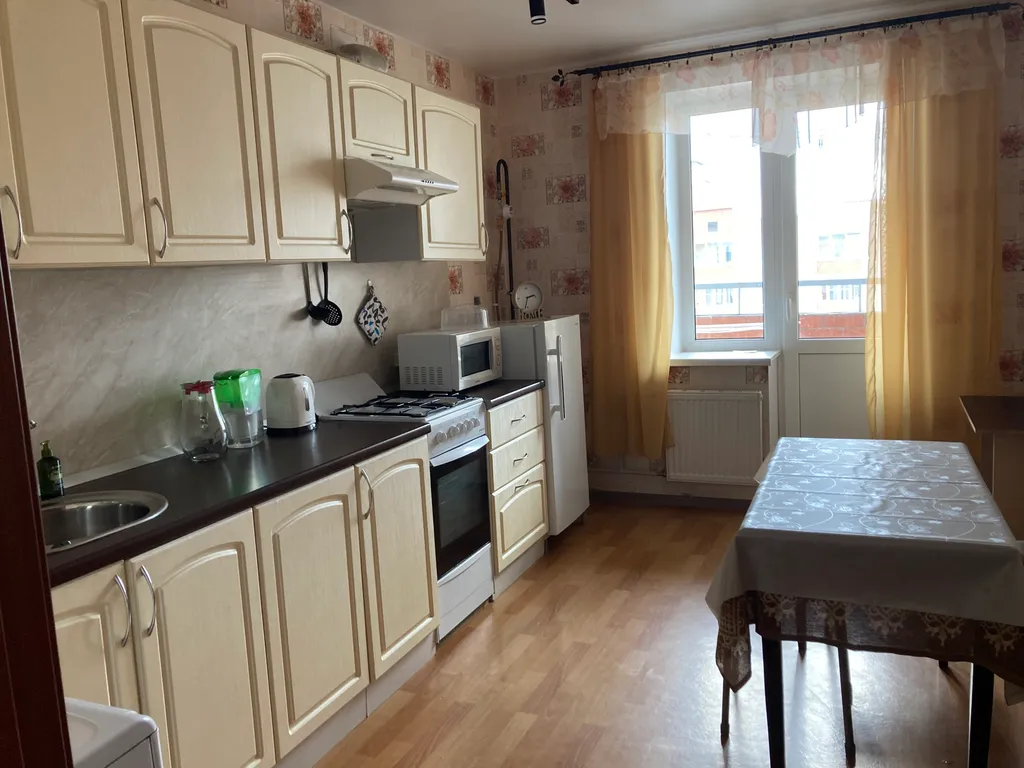 Квартира Уютная солнечная квартира — Великий Новгород