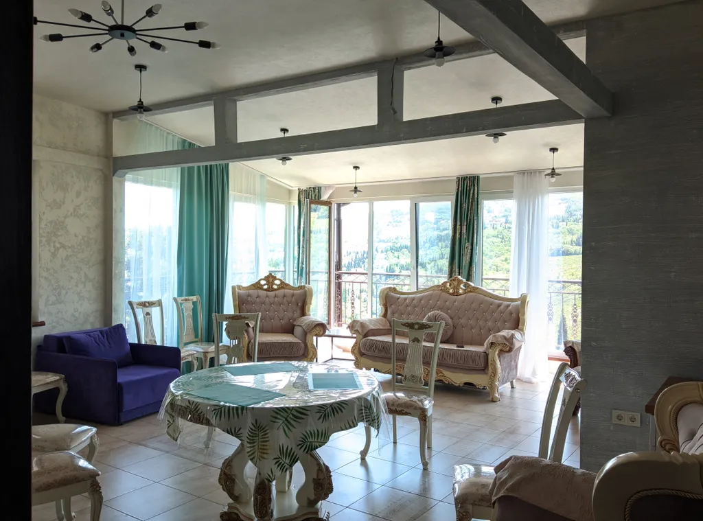 Уютная квартира с балконом Венеция Большая 3.1