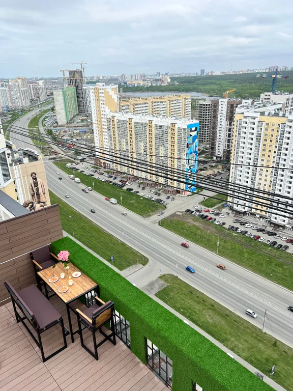 Студия 2 с панорамным видом на город