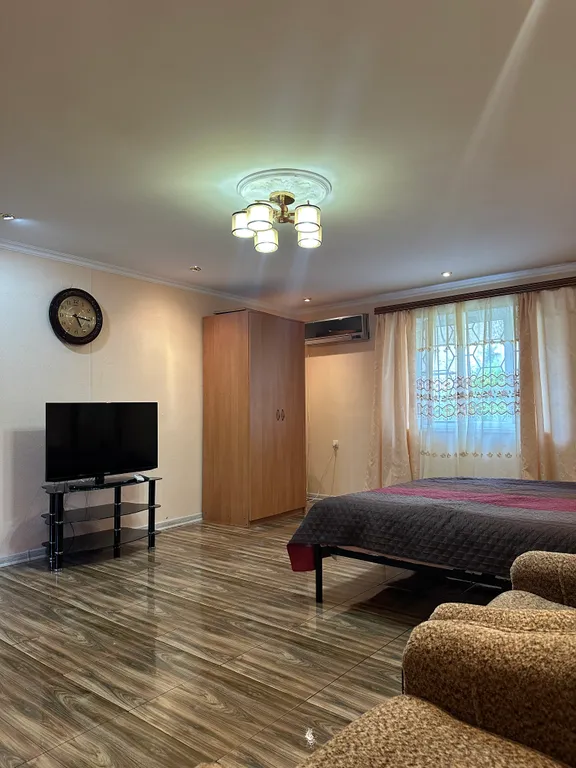 Коттедж Уютный дом в центре города — Сухум