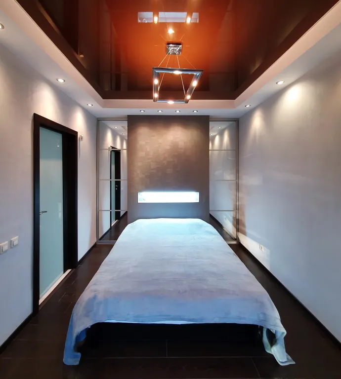 Двухкомнатная студия. Идеальная локация. Парковка во дворе.