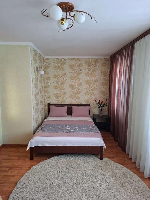 Уютная квартира в тихом микрорайоне.