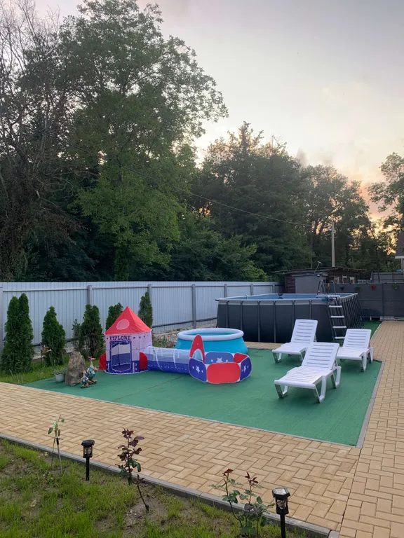 Дом с русской баней, банным чаном, бассейном