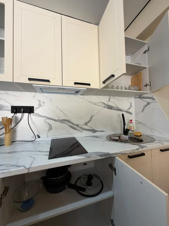 Квартира-студия с видом на горы