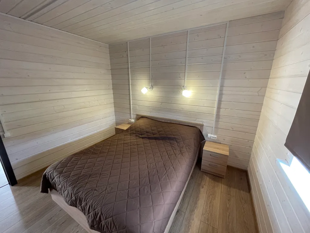 Коттедж Уютный коттедж с видом на озеро Врево — Володарское