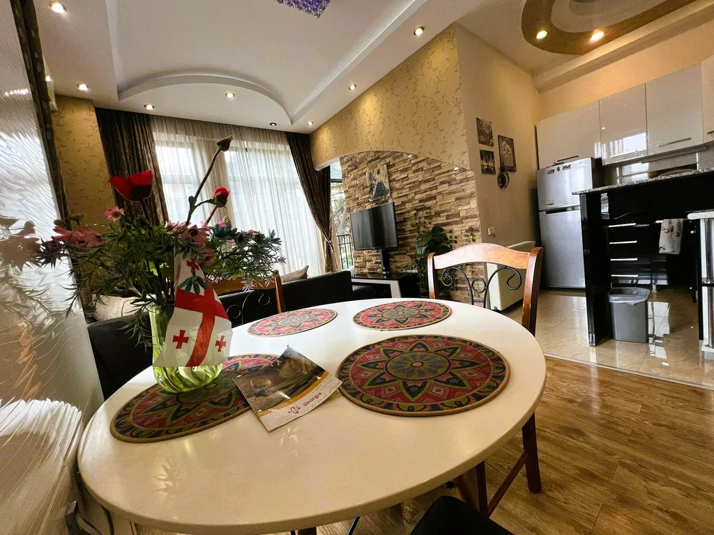 Комфортная квартира в старом Тбилиси