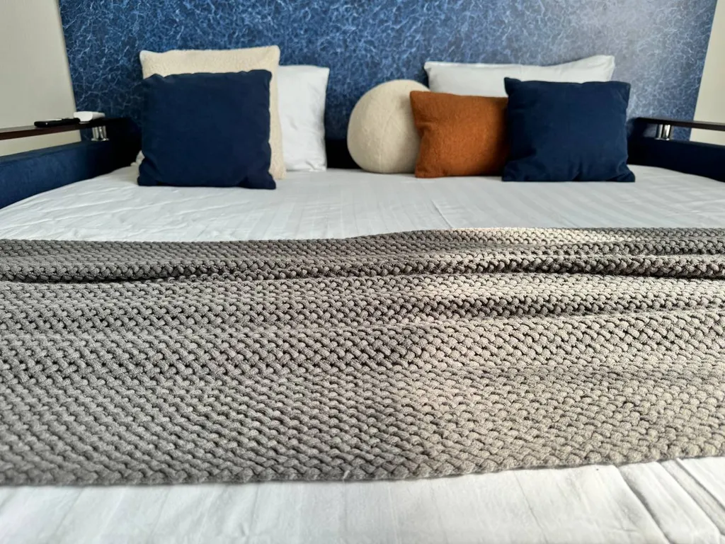 Студия с панорамным видом