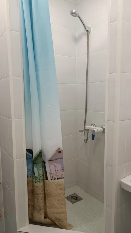 В центре старой Териберки