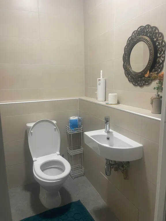 Уютные отдельные апартаменты с видом на озеро, без хозяев