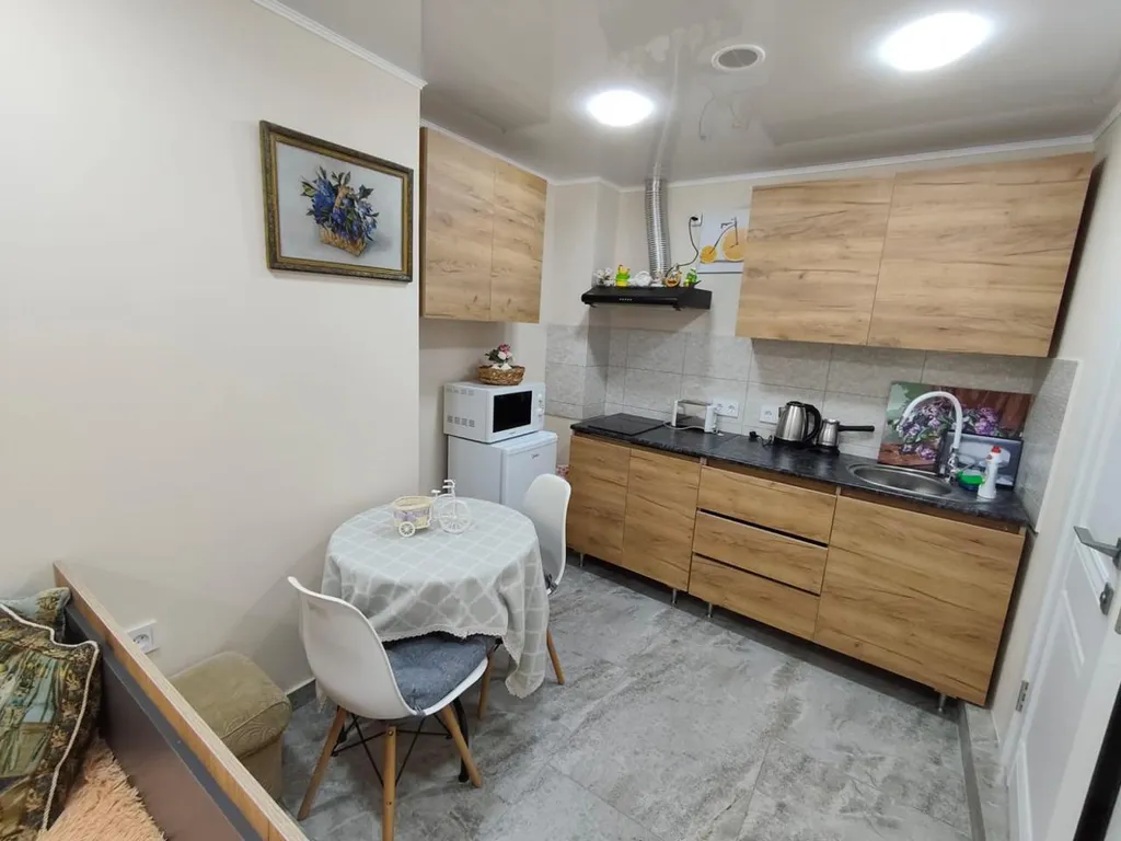 Квартира Апартаменты-студия в самом центре города Сухум — Сухум