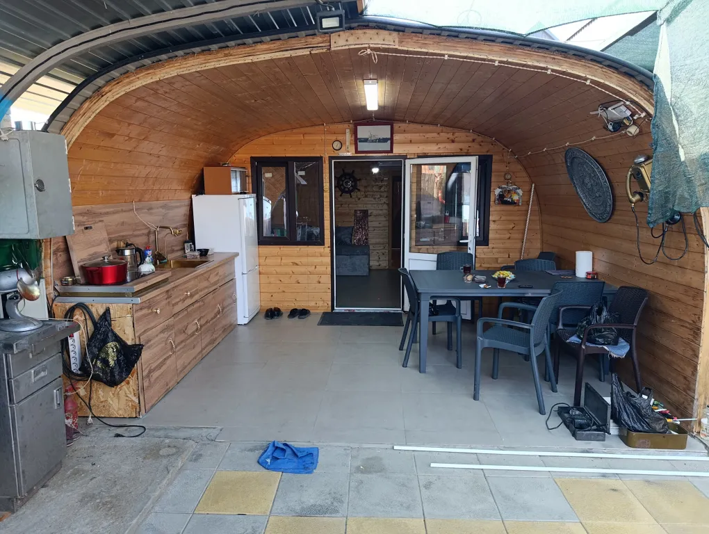 Коттедж у моря