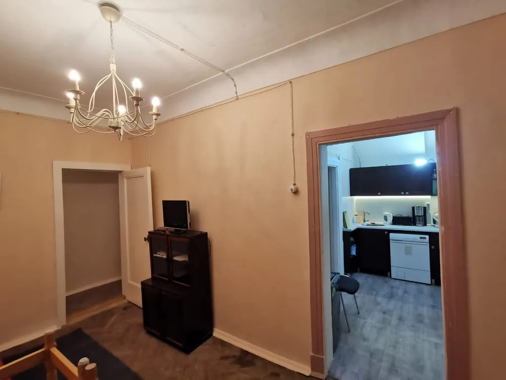 Сталинская квартира с ремонтом в стиле ретро