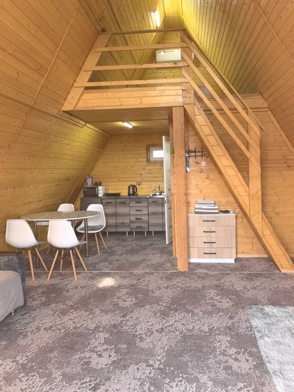 Уютный домик с чаном