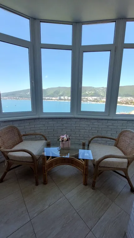 Квартира с шикарным видом на море и горы! — аренда посуточно в Геленджик