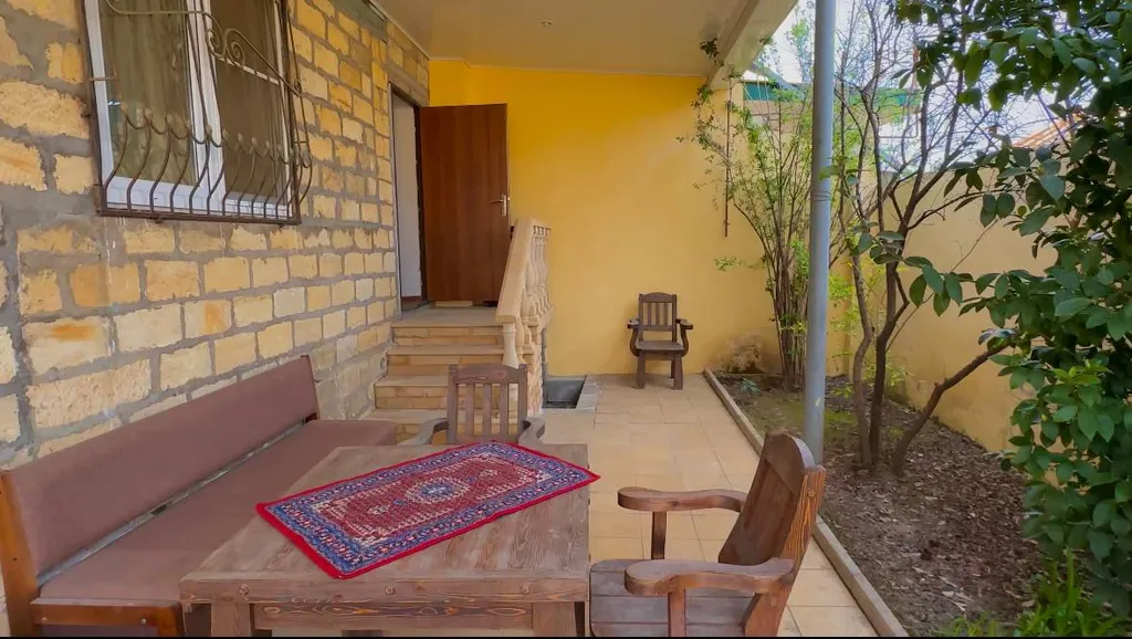 Уютная дача в 3 минутах от моря