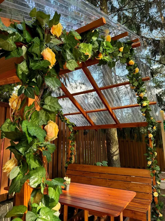 Коттедж с теплым бассейном и баней на дровах