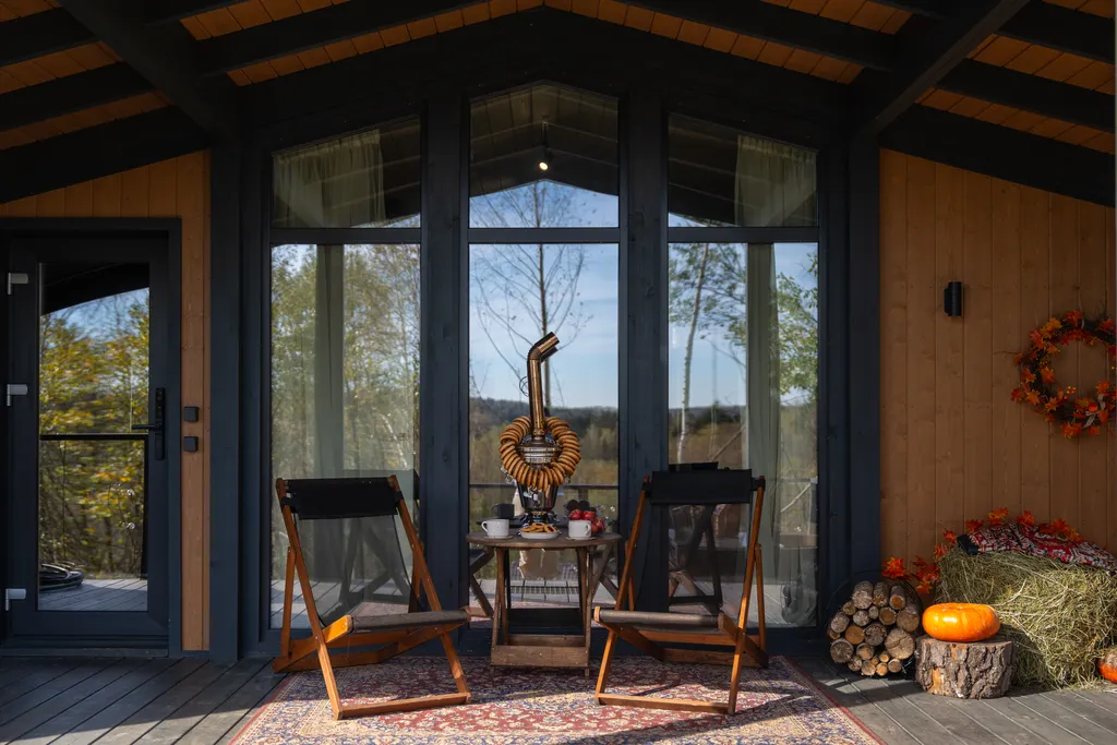 Дом с чаном и сауной у леса.