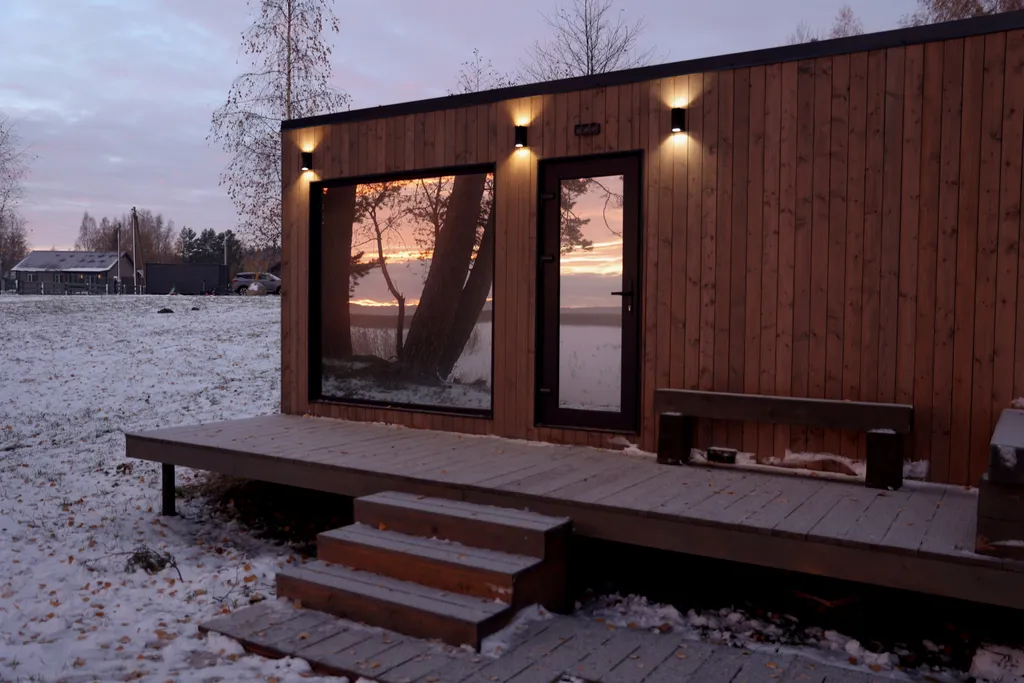 Коттедж Уютный дом на берегу озера — Плодовое