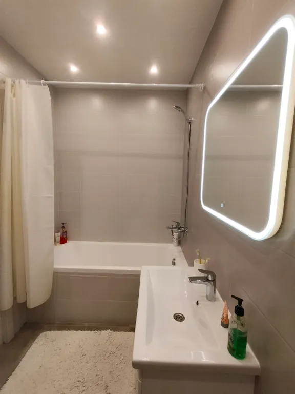 Fresh room: апартаменты на ул. Маршала Устинова д. 3