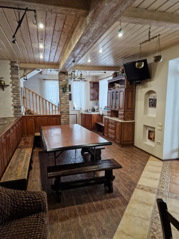 5-комнатный Дом