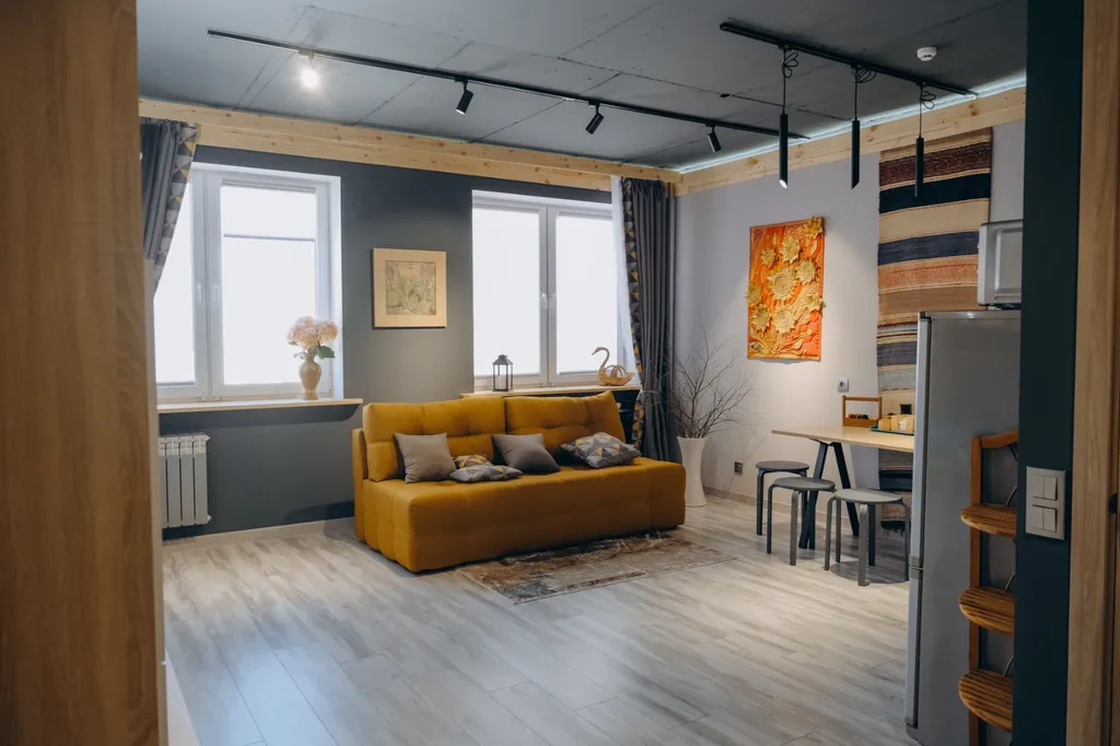 Уютная студия с дизайнерским ремонтом