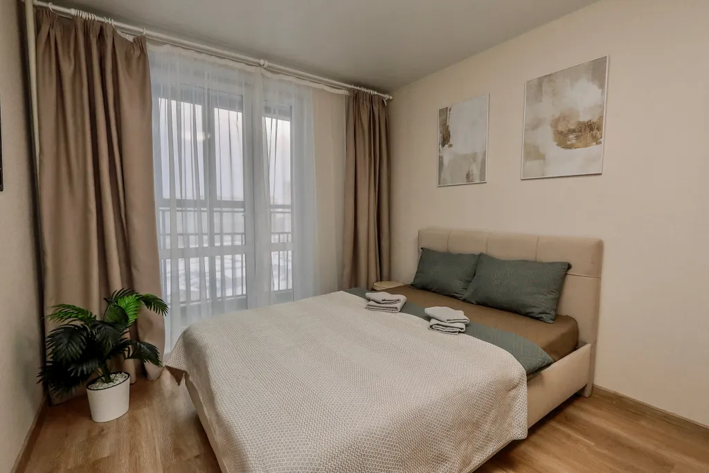 Квартира Caмaя уютнaя кваpтиpа в центре с бaлкoнoм — аренда посуточно в Ижевск