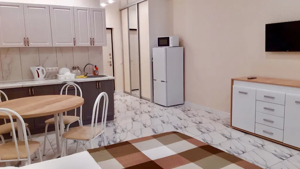 Квартира Апарт-отель Кавказ апартаменты 300м до моря — Анапа