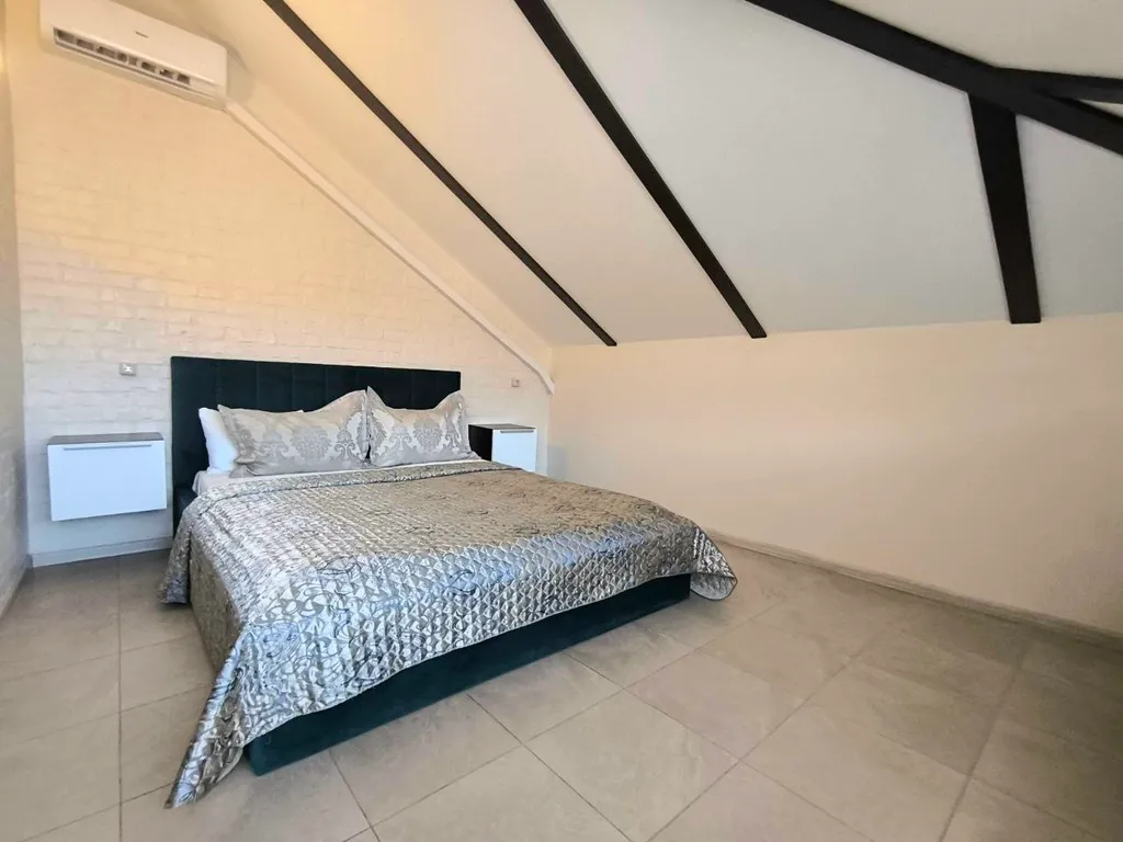 Квартира Апартаменты с частичным видом на море и своей кухней — Геленджик