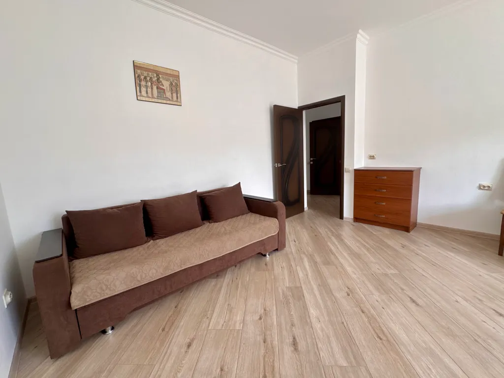 Уютный дом в черте города