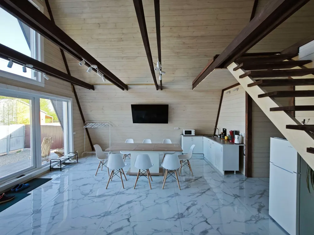 Уютный большой дом A-Frame с чаном рядом с Волгой