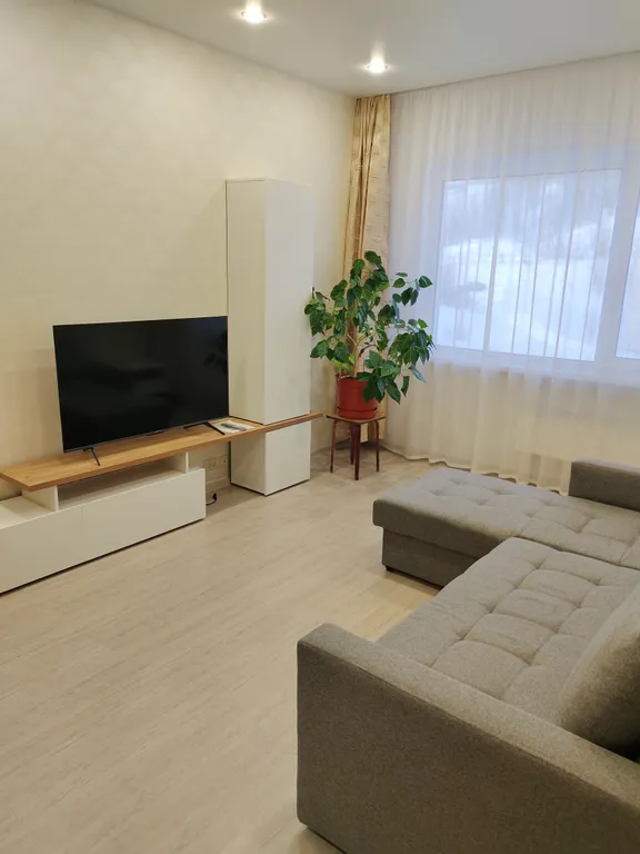 Квартира 3-комнатная Квартира — Кировск