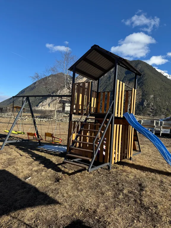 Барнхаус шикарным видом на горы