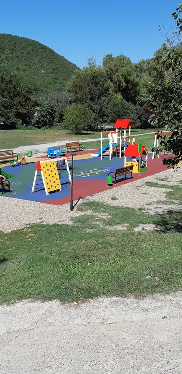 Коттедж 2-комнатный Дом — Бжид