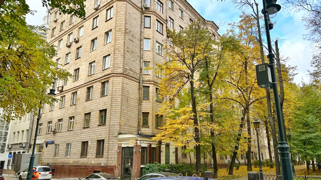 Квартира 2-комнатная квартира на Патриарших Прудах в тихом месте — Москва