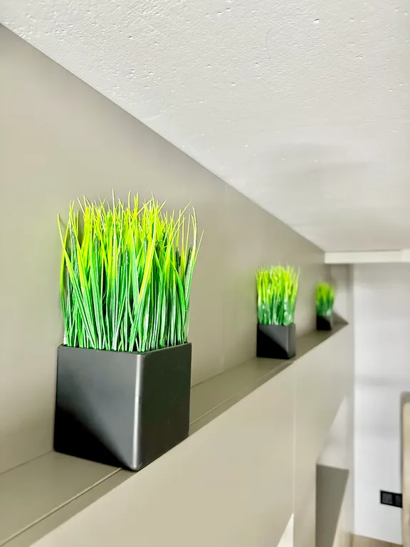 Двухуровневая студия с дизайнерским ремонтом в стиле лофт