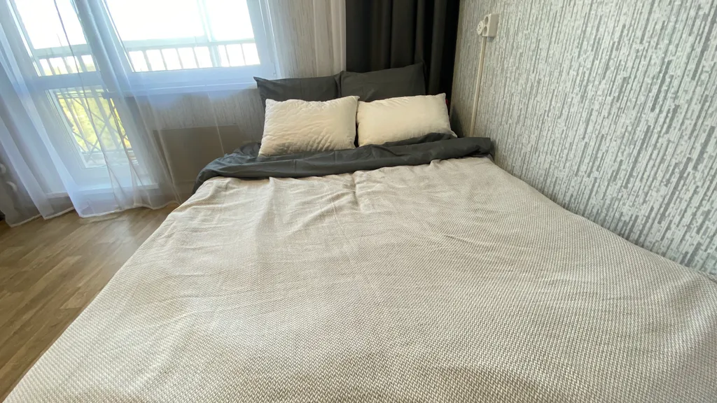 Студия в центре города с видом на реку